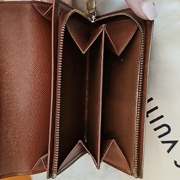 ✨️AUTHENTIC✨️ Louis Vuitton Monogram Porte Monnaie Bifold Wallet - Picture 7 of 16